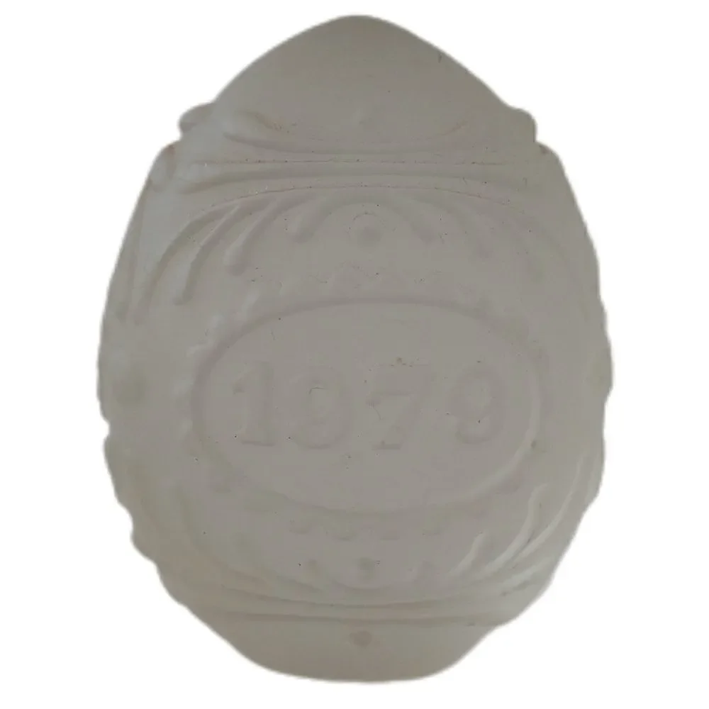 Goebel Annual Crystal Egg Oval Decorated Etched Glass Vintage 1979 Frosted Retro